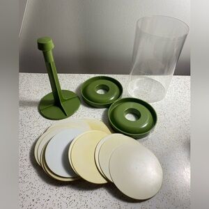 Vintage Mark Industries Avocado green burger press